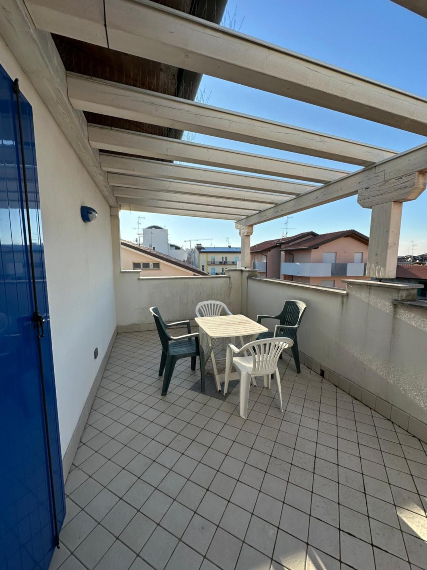קאורלה Residence Stefania Attici Su 2 Livelli - Agenzia Cocal מראה חיצוני תמונה